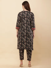 Load image into Gallery viewer, Cotton Kurta and pant set
