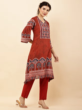 Load image into Gallery viewer, Kurta Pant &amp; Dupatta Suit Set
