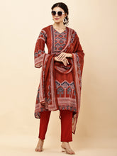 Load image into Gallery viewer, Kurta Pant &amp; Dupatta Suit Set
