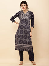 Load image into Gallery viewer, Vaani Kurta Pant &amp; Dupatta Suit Set
