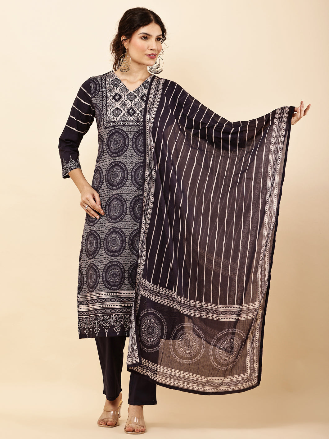 Vaani Kurta Pant & Dupatta Suit Set