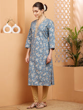 Load image into Gallery viewer, Blue Embroidered Cotton Kurta
