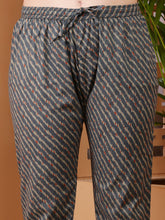 Load image into Gallery viewer, Cotton Suit Set
