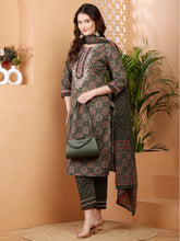 Load image into Gallery viewer, Cotton Suit Set
