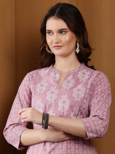 Load image into Gallery viewer, Mauve Summer Cotton Kurta
