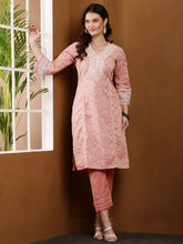 Load image into Gallery viewer, Peach Printed Handloom Cotton Suit Set
