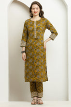 Load image into Gallery viewer, Veda Suit set Mustard
