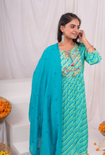 Load image into Gallery viewer, Festive Kurta Pant &amp; Dupatta Suit Set
