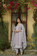 Load image into Gallery viewer, Ekta suit set - purple
