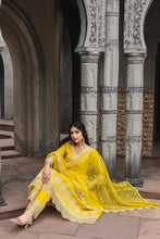 Load image into Gallery viewer, Dhriti anarkali Suit Set - Yellow
