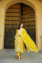 Load image into Gallery viewer, Suhaana Suit Set - yellow
