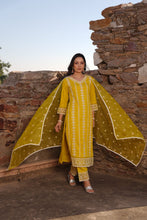 Load image into Gallery viewer, Radha Suit Set - Yellow
