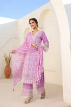 Load image into Gallery viewer, Bahaar Suit set - Purple
