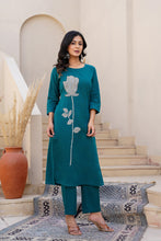 Load image into Gallery viewer, Embroidered Kurta and Pant set
