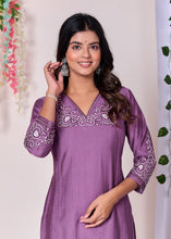 Load image into Gallery viewer, Embroidered Rayon Kurta
