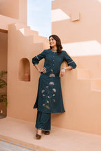 Load image into Gallery viewer, Sahiba _ Kurta and Pant set _ Cotton
