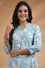 Load image into Gallery viewer, Printed Rayon Kurta
