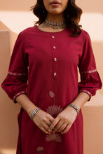 Load image into Gallery viewer, Sahiba - Kurta and pant set - Cotton: maroon
