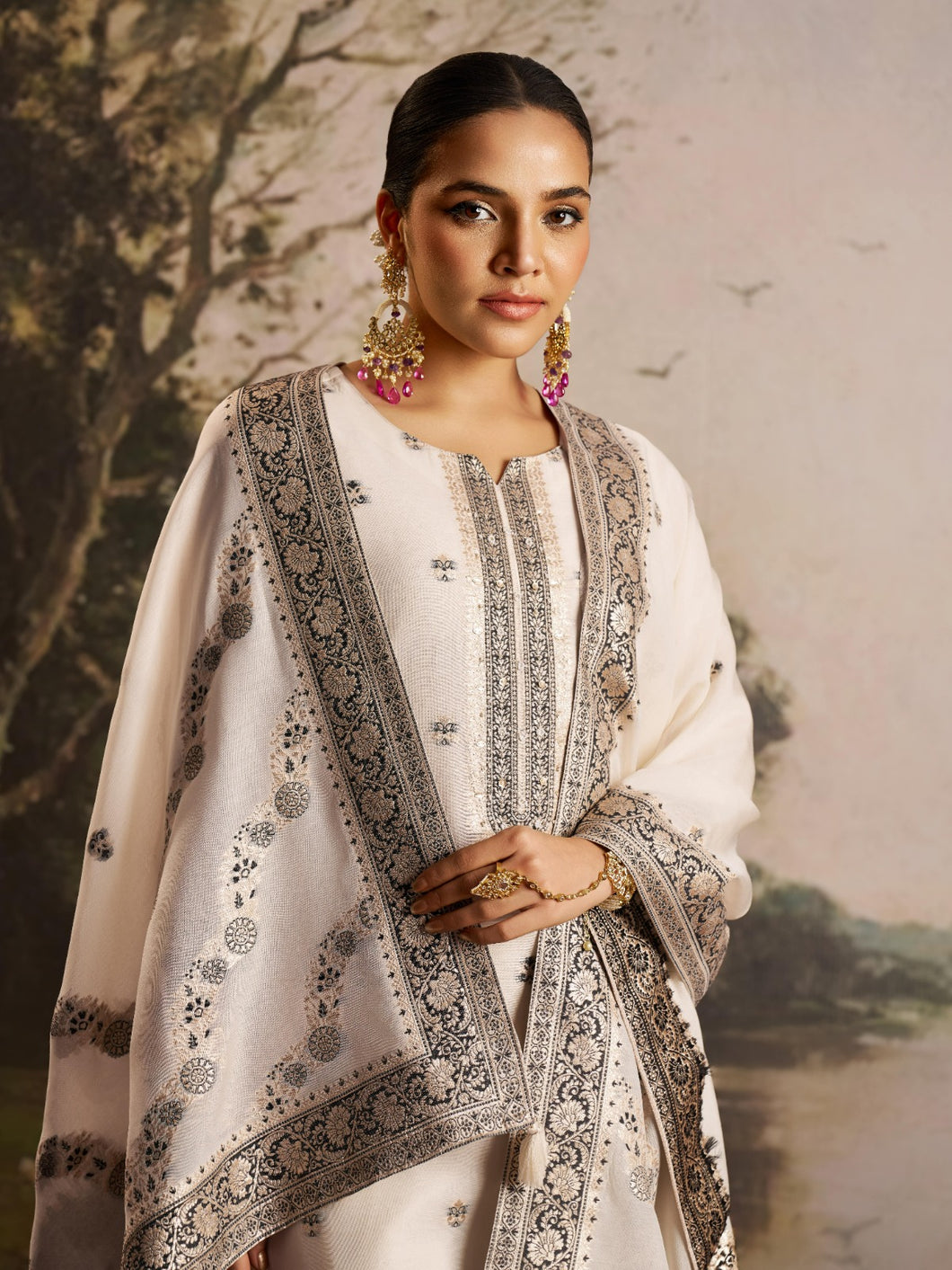 Saadgi - Jaquard chanderi Suit set