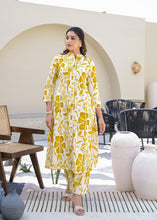 Load image into Gallery viewer, Yellow Blossom Cotton Kurta &amp; Pant Co-ord Set
