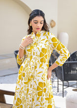 Load image into Gallery viewer, Yellow Blossom Cotton Kurta &amp; Pant Co-ord Set
