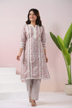 Load image into Gallery viewer, Grey Lace Kurta &amp; Pant Co-ord Set
