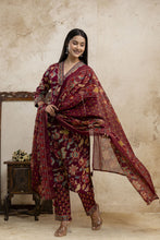 Load image into Gallery viewer, wine Kurta Pant &amp; Dupatta Suit Set
