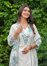 Load image into Gallery viewer, Kurta Pant &amp; Dupatta Suit Set
