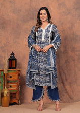 Load image into Gallery viewer, Kurta Pant &amp; Dupatta Suit Set
