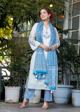 Load image into Gallery viewer, Kurta Pant &amp; Dupatta Suit Set
