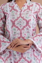 Load image into Gallery viewer, Kurta Pant &amp; Dupatta Suit Set
