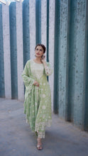 Load and play video in Gallery viewer, Shruti_Anarkali Suit Set _ Cotton_ Green
